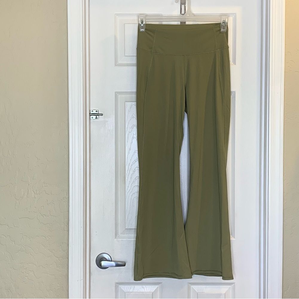 Double Zero Flare Leggings High Waist Olive Green Color Size Large